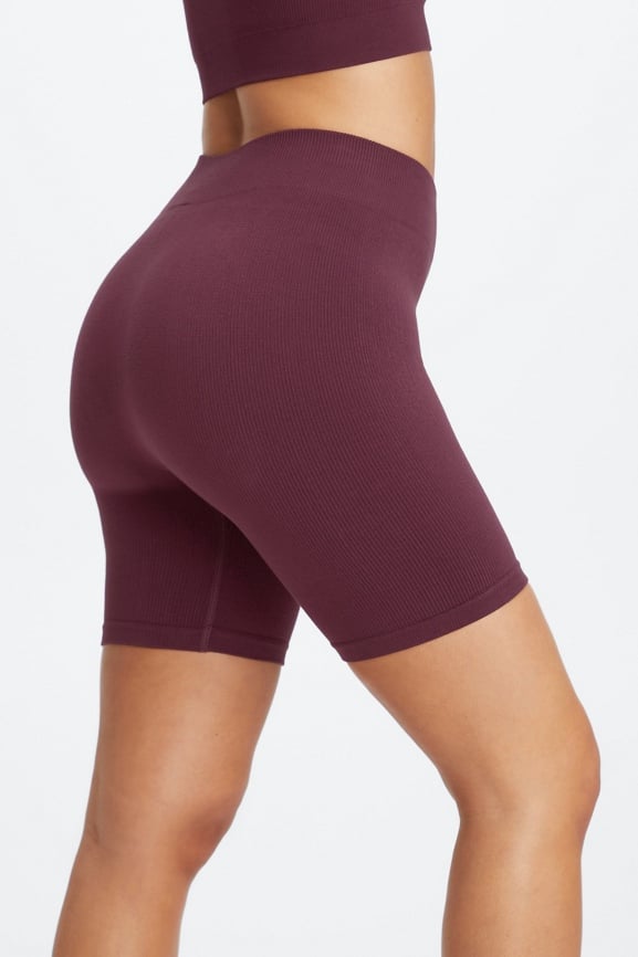Cloud Seamless High-Waisted 7" Short