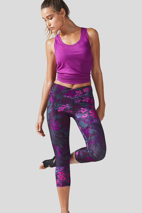 Activewear  Clothes, Fabletics leggings, Sweater outfits