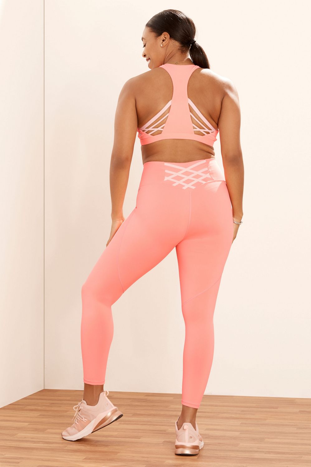 Women's Fabletics Kessler Medium Impact Sports Bra Size Peach Pink NWT  $49.95