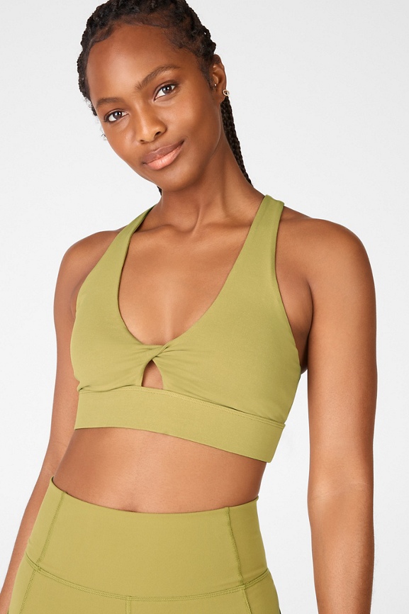 Fabletics Oasis Twist Sports Bra : : Clothing, Shoes & Accessories