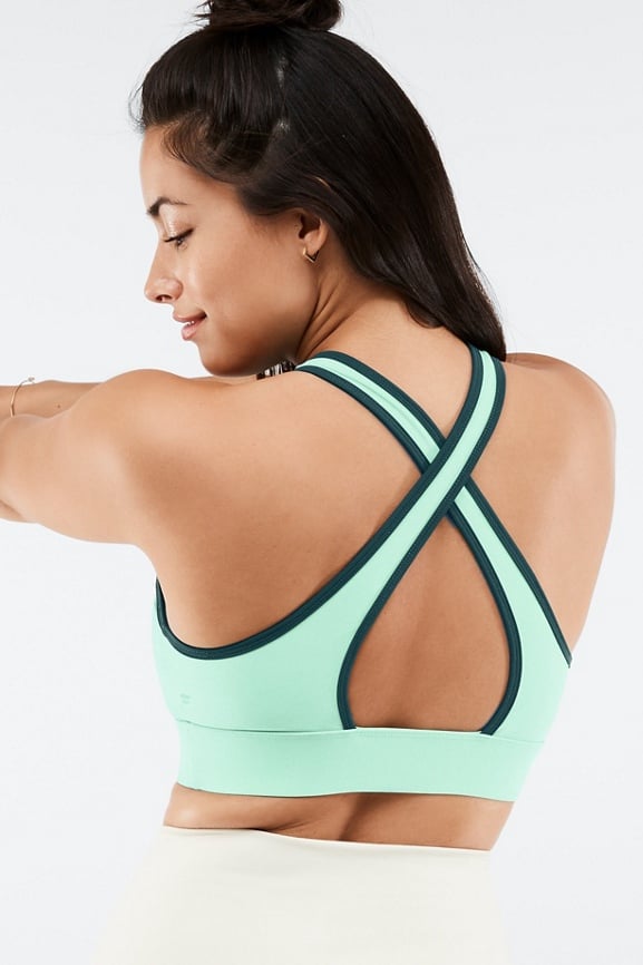 This sports bra @lole is just $19.99 for a 2-pack! It's a high