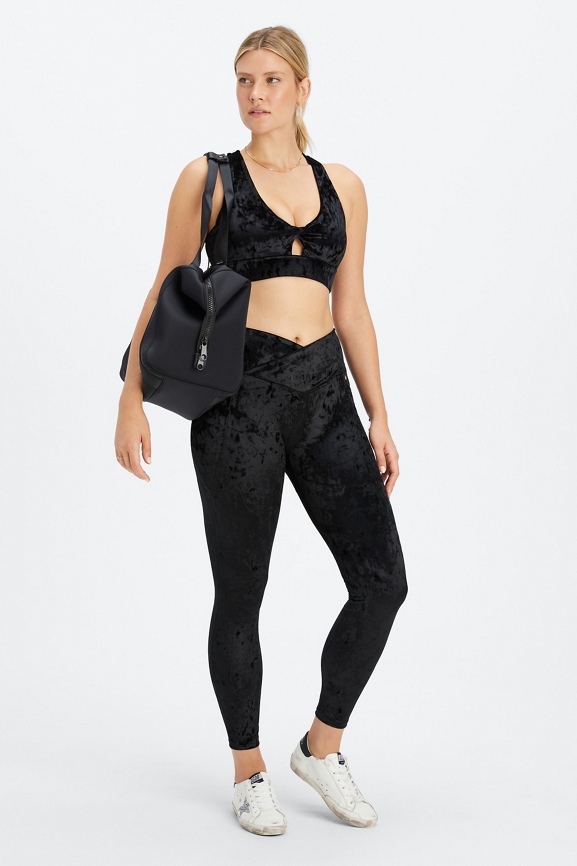 Oasis Crushed Velour Twist Sports Bra - Fabletics Canada