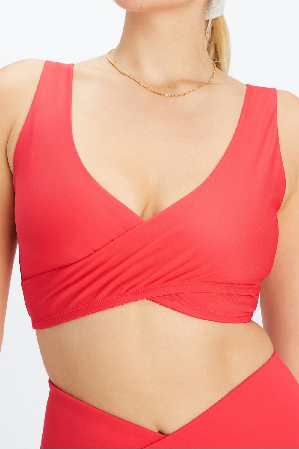 Low Impact Crossover Sports Bra - Fabletics Canada