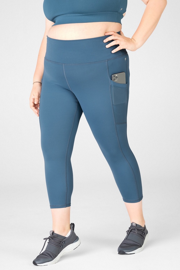 Bpassionit Activewear Womens Capri Legging with Hidden Pockets (Small, Royal  Blue)