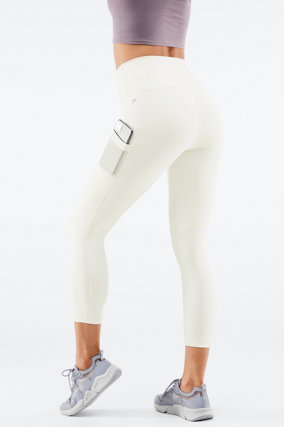 Mila pocket sale capri fabletics