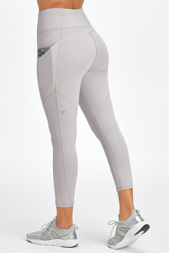 Oasis PureLuxe High-Waisted Capris Fabletics