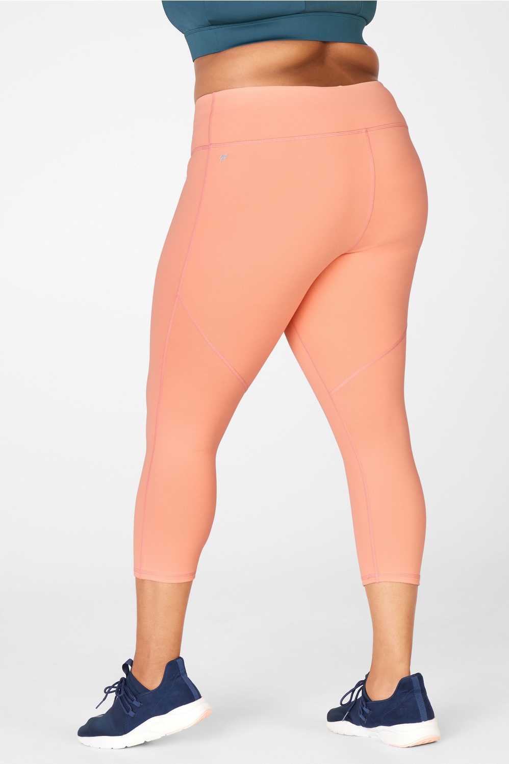 Define Mid-Rise Capri - Fabletics Canada