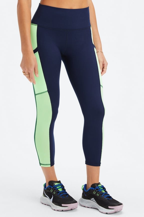 On-The-Go PowerHold® High-Waisted Capri - Fabletics Canada