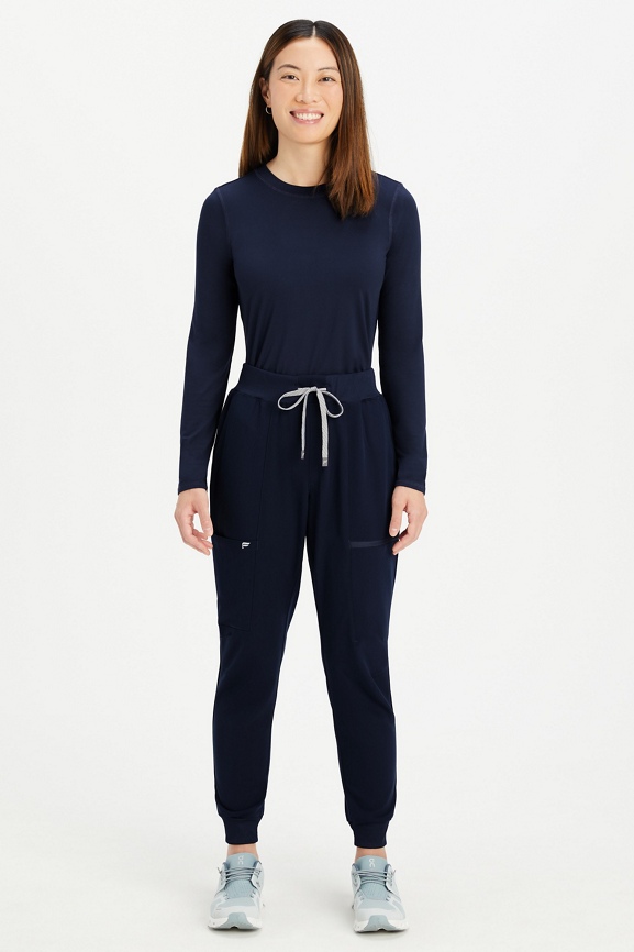 On-Call 4-Pocket Scrub Jogger - Fabletics