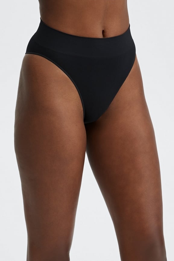 https://fabletics-us-cdn.justfab.com/media/images/products/IS2039875-0001/IS2039875-0001-1_577x866.jpg