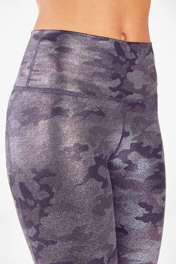 PowerHold by Fabletics Charcoal Camo Mid Rise Printed Legging WomenSize XS.  C26