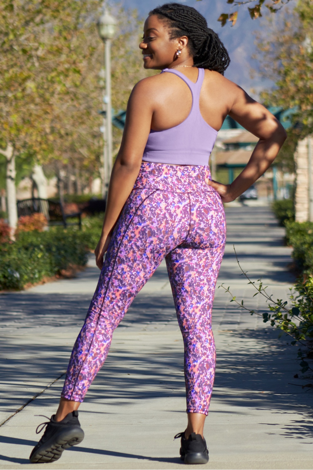 Fabletics Powerhold Leggings Purple Lavender Color Block Womens XS Fits  24x25