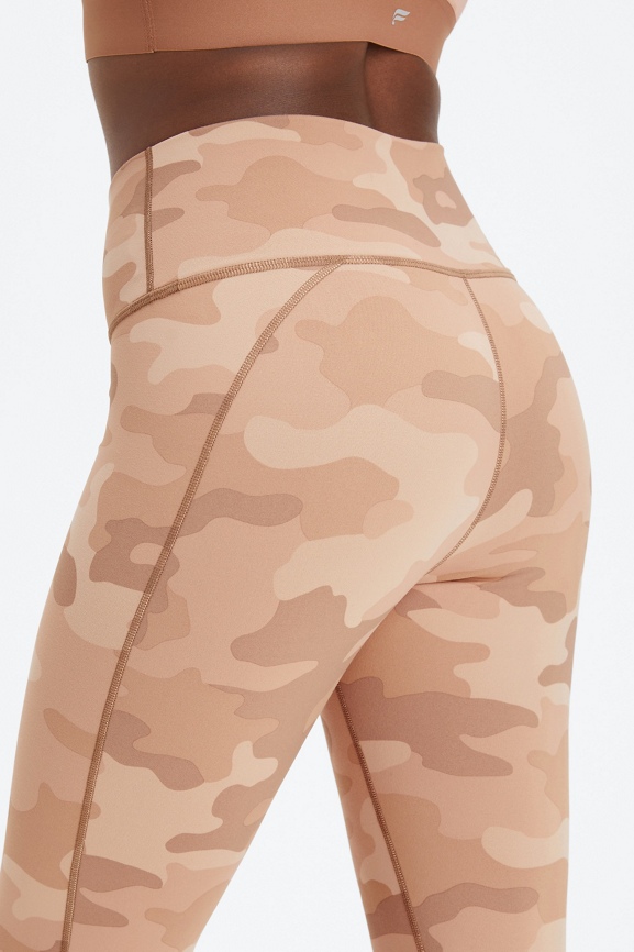 Fabletics high wasted powerhold leggings in pink Camo size 2x 18-20. NWT