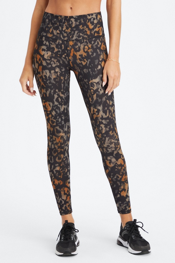 PowerHold® High Waisted Leopard Print Legging