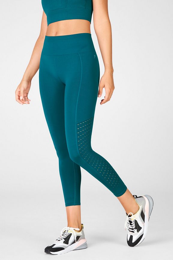 Fabletics Womens M Sync High Waisted Perforated 7/8 Seamless Legging Black  Gym