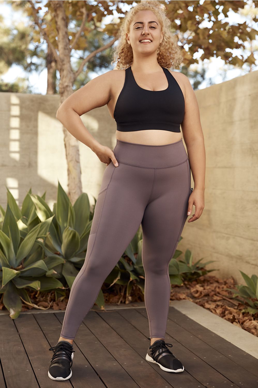 Mila High-Waisted Pocket Legging in Shadow