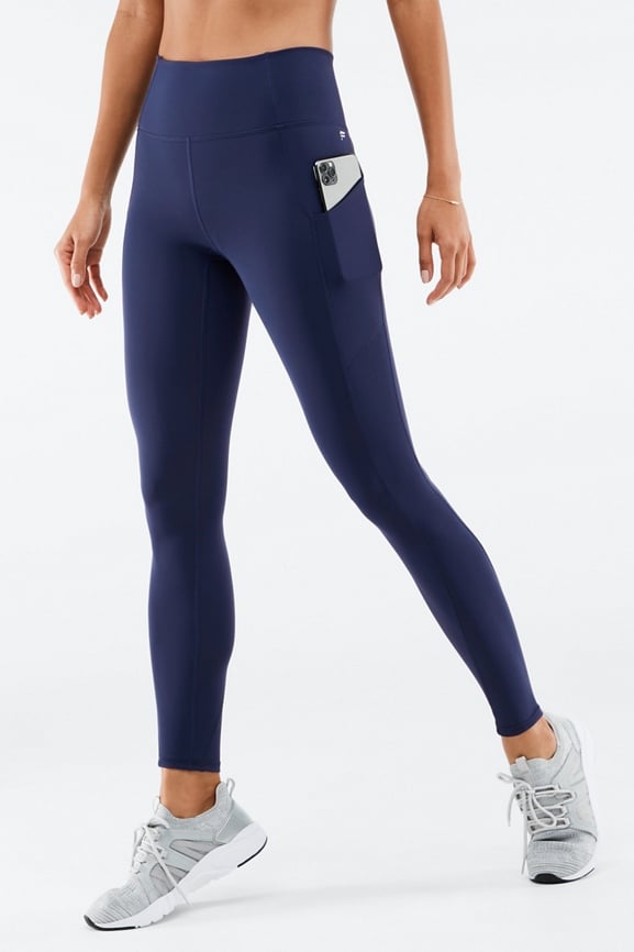 Fabletics Women's Oasis PureLuxe High-Waisted Legging, Workout, Yoga,  Running, Athletic, Light Compression, Buttery Soft, Black, XX-Small :  : Clothing, Shoes & Accessories