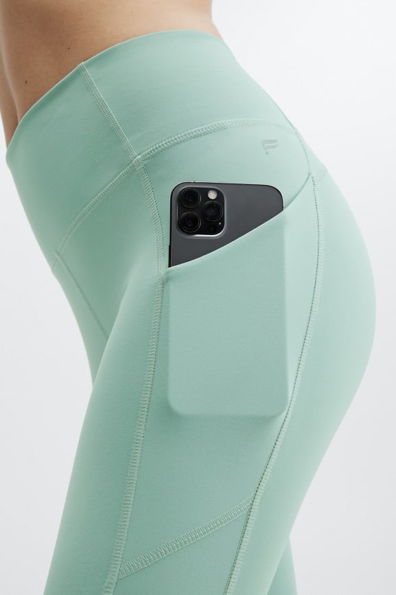 Oasis PureLuxe High-Waisted Twist 7/8 Legging - Fabletics