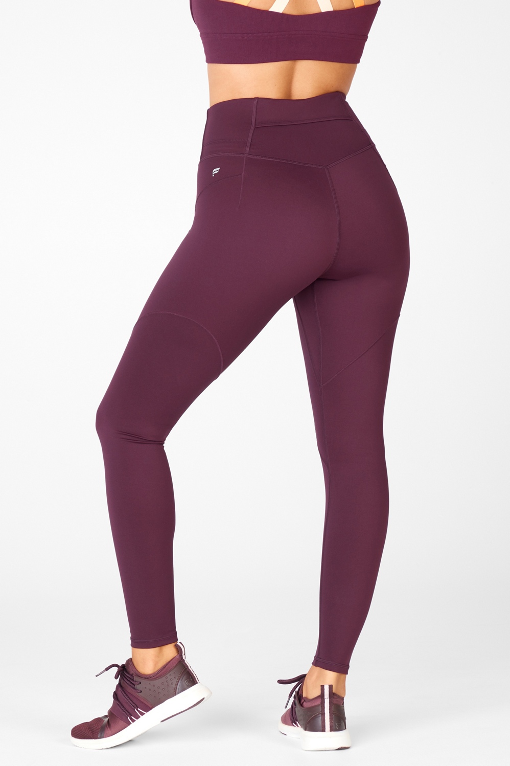 Motion365® Ultra High-Waisted Contrast Legging - Fabletics