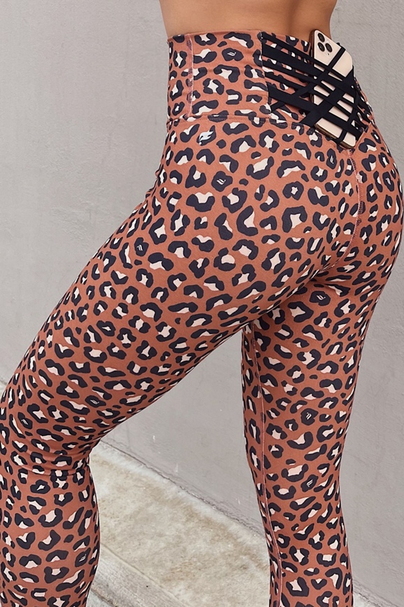 Women's Leopard Print High-Waisted Classic Leggings Wild Fable Size Small 