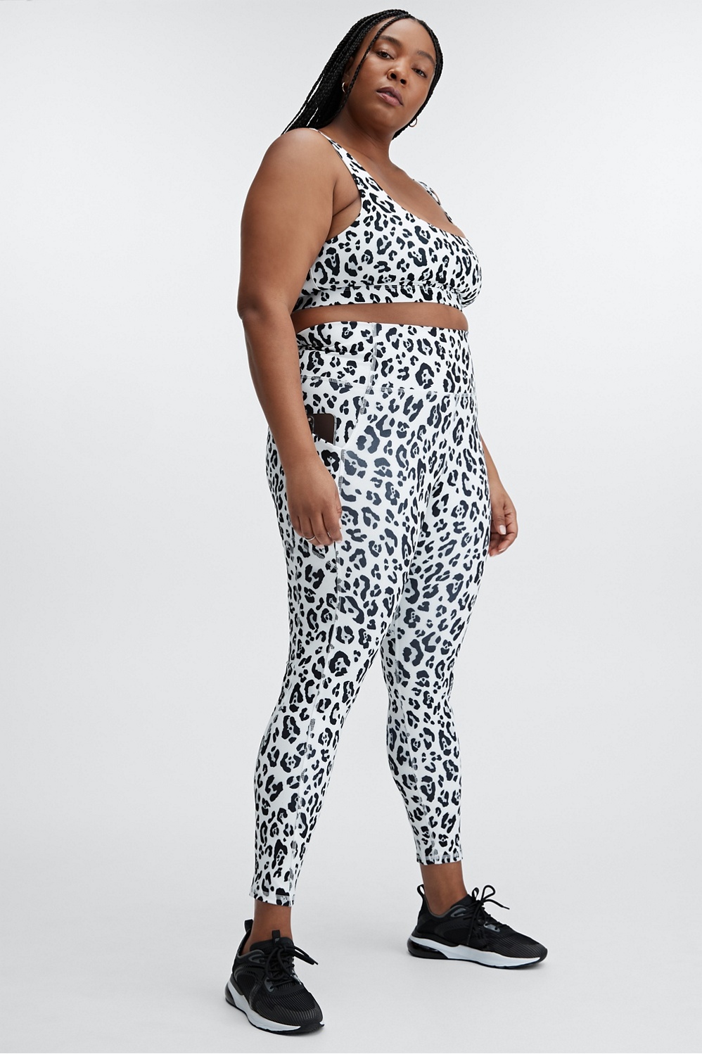 Fabletics two piece bra and legging  Cheetah print leggings, Fabletics  outfit, Leggings fashion