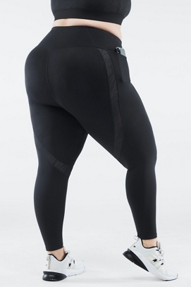 Ultra High-Waisted Motion365® Lace 7/8 - Fabletics Canada