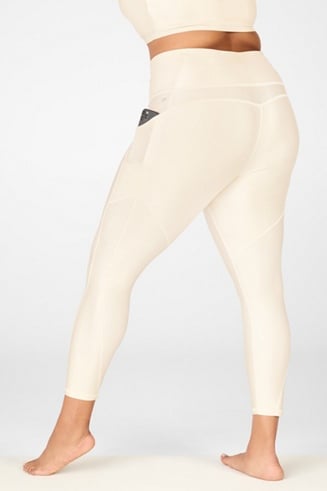 Fabletics Oasis PureLuxe High Waisted 7/8 Leggings Tan Size XXL - $20 (71%  Off Retail) - From Alyse