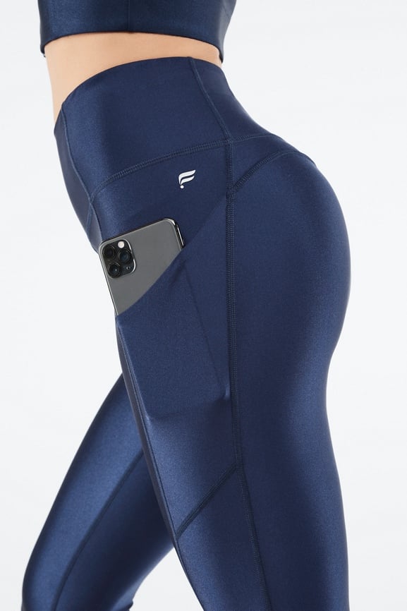 Fabletics Oasis High-Waisted Shine 7/8 Legging in Navy Blue Size