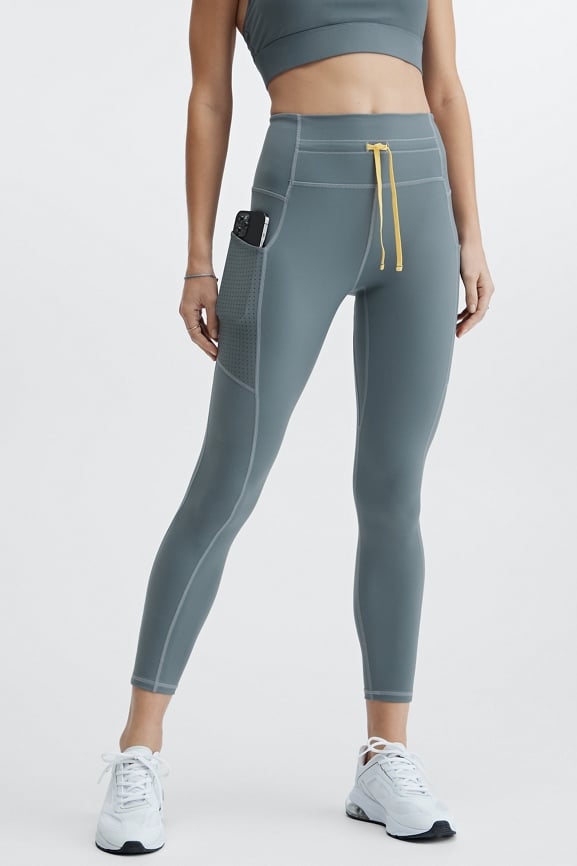 Fabletics High-Waisted Motion365® Reflective 7/8 Sandalwood Size Small 