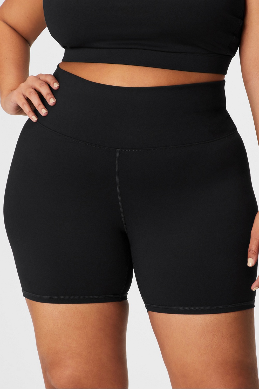 Boost PowerHold® High-Waisted 6'' Short