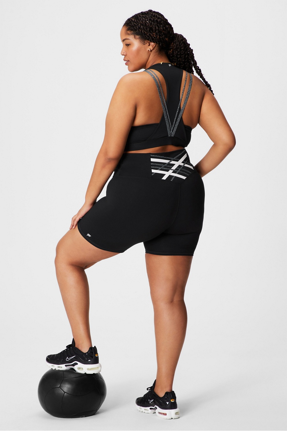 Boost PowerHold® High-Waisted 6'' Short