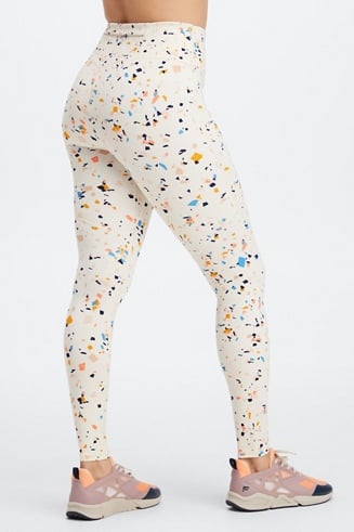 On're Optical Rhythm leggings with amazing ball pocket Available at  Suitably Sporty www.suitablysporty.co.uk