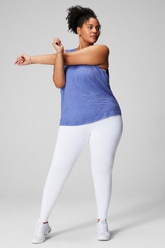 New Dimensions Active - We have been inundated with sizing questions of our  new Statement Legging. This is Ciara our Fabulous + Size Model and she  usually wears XL in our Elite