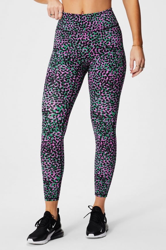 Victoria's Secret Incredible essential high rise pocket legging yoga 6  leopard