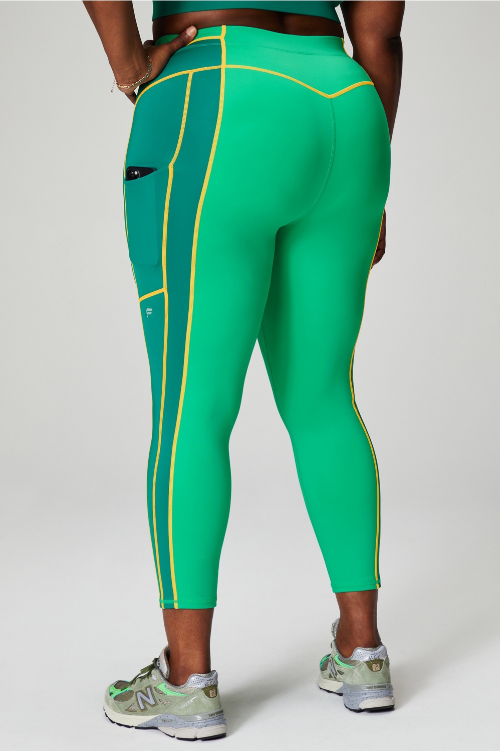 Sold Out Motion365+ High-Waisted sale 7/8 Legging M Color: Tropical/Deep Cypress