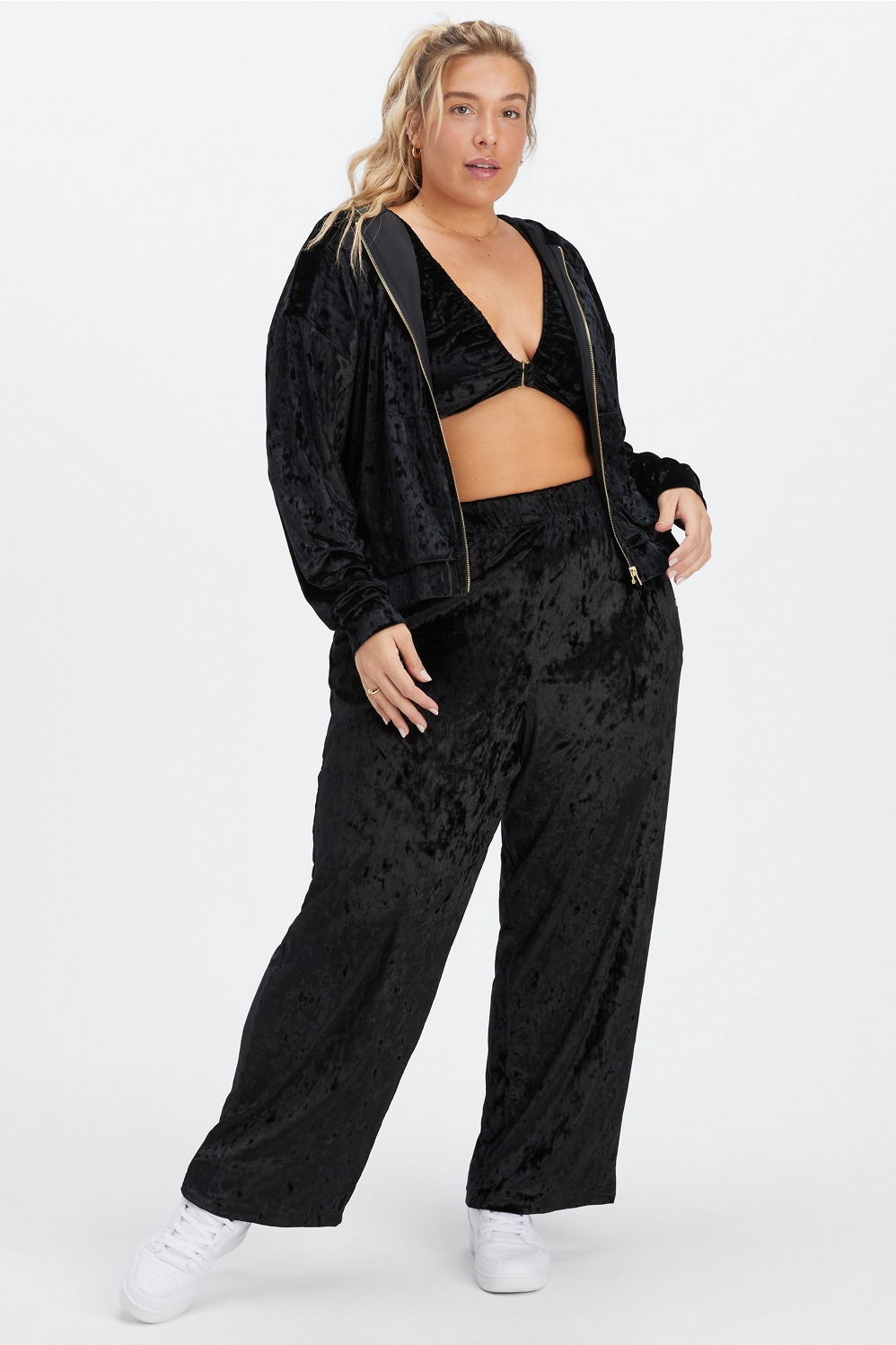 【THEAIRTOWN】VELOUR TRAINING HOODZIPUP SKIRT SET UP Crushed Velour Zip Up Hoodie Fabletics