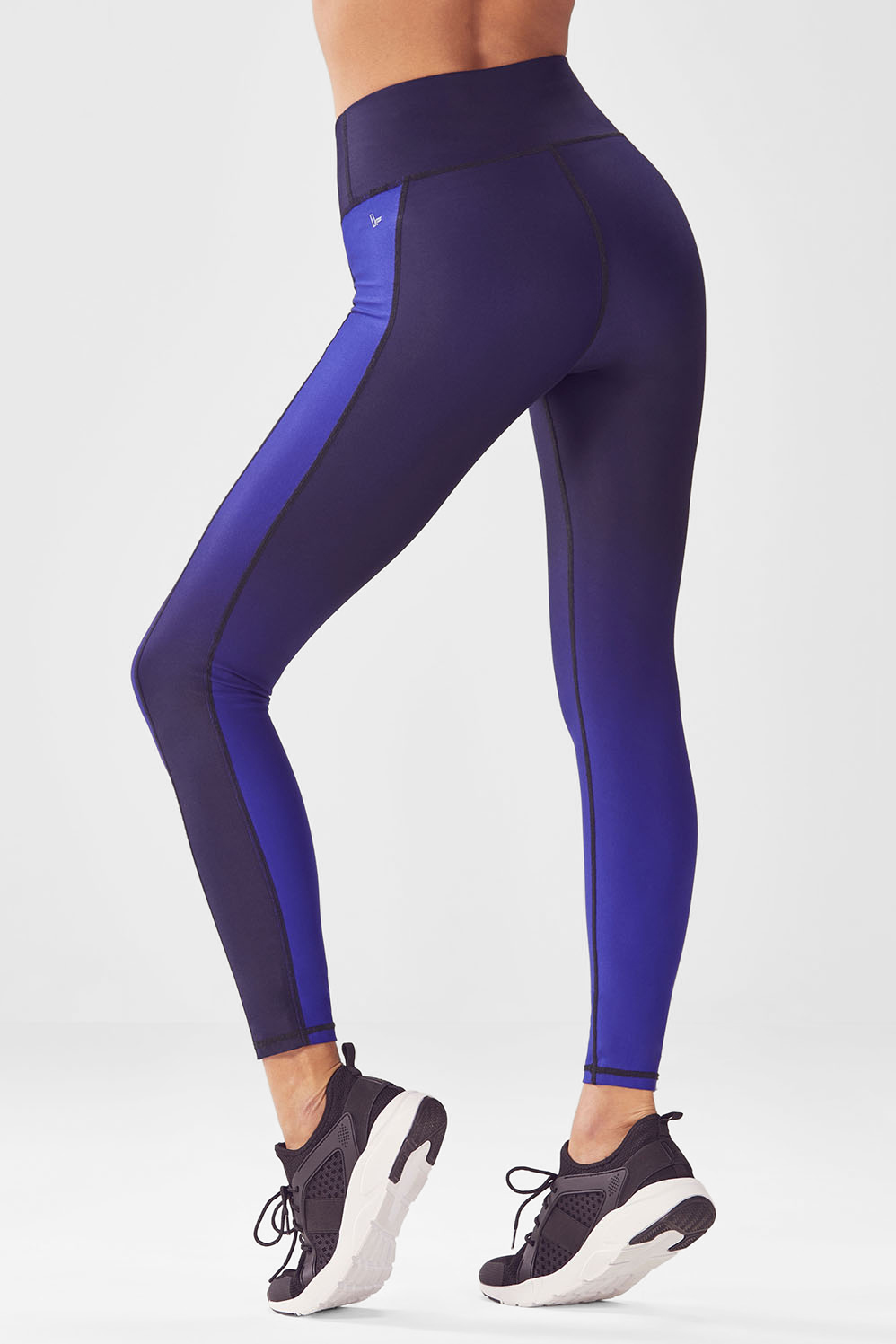 High-Waisted Statement PowerHold Legging - Fabletics