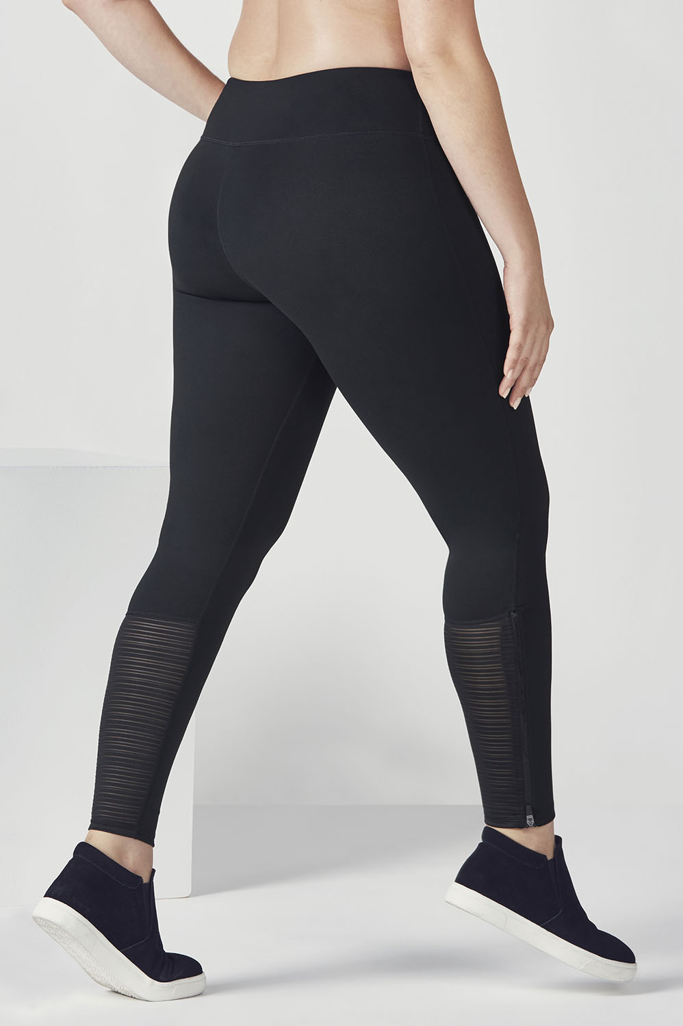 fabletics salar statement powerhold legging