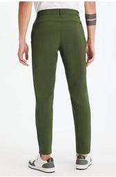 Fabletics Men The Only Pant, Olive Green, X-Small : : Clothing,  Shoes & Accessories