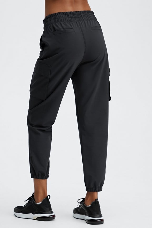 Sightseer Woven Cargo Pant - Fabletics