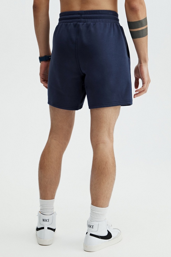 Fabletics Men The Postgame Short, Grey Heather, Small : :  Clothing, Shoes & Accessories