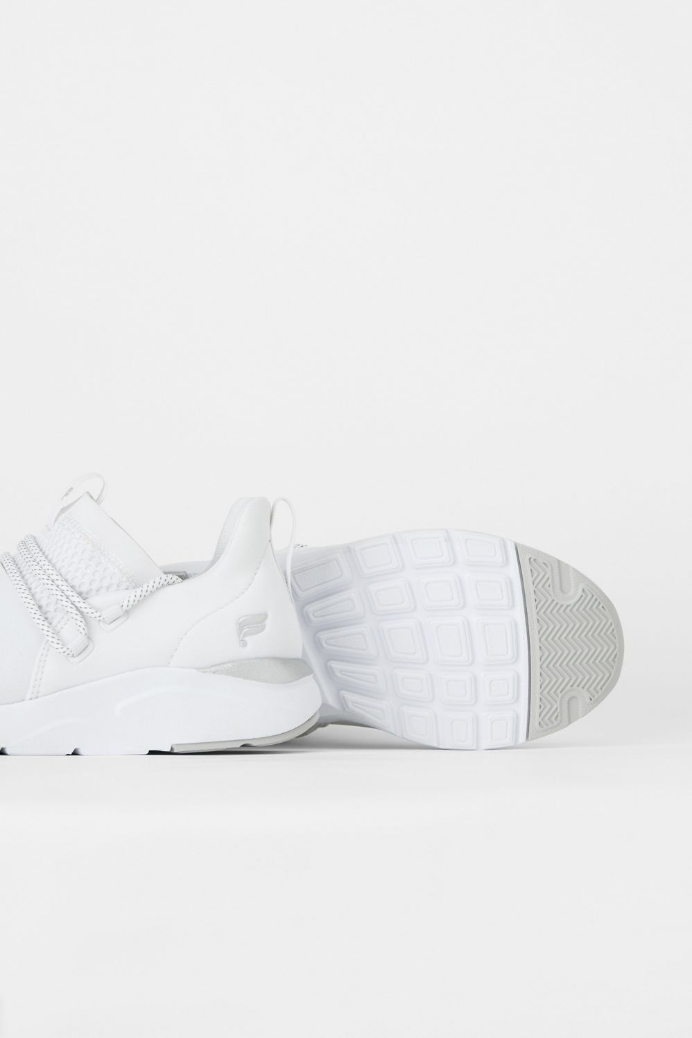 Zuma Studio Sneaker III - Fabletics Zuma Studio Sneaker III - Fabletics