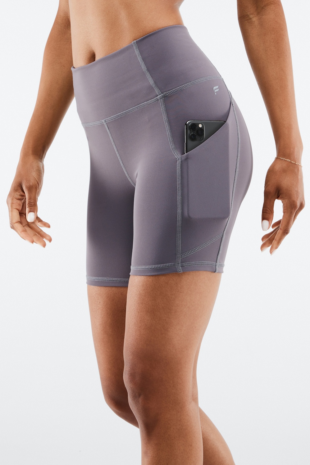 brochure A.H stacks bookstore ショーツ Oasis PureLuxe High-Waisted 6'' Short - Fabletics