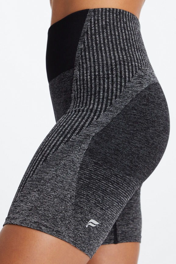 OMMO WAIST GATHER SHORT PT パープル