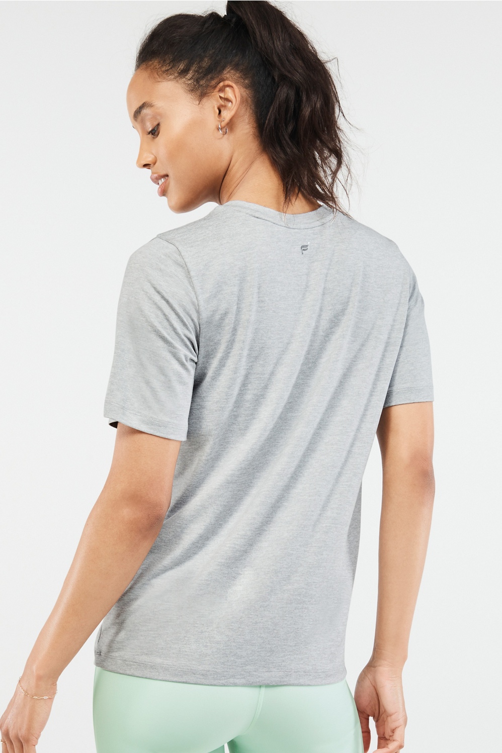 Fabletics Women's Dry-Flex Long-Sleeve Tee, Performance, Moisture Wicking,  Running, Recycled Polyester, Elastane, M, Soft Grey Heather at   Women's Clothing store