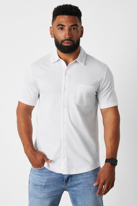 The Dash Short Sleeve Button Up - Fabletics Canada