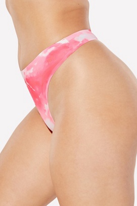 Smoothed Reality Mid Rise Thong - Fabletics Canada