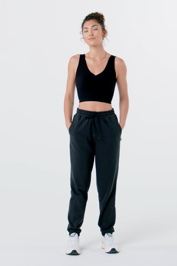 V-Neck Crop Tank - - Fabletics Canada